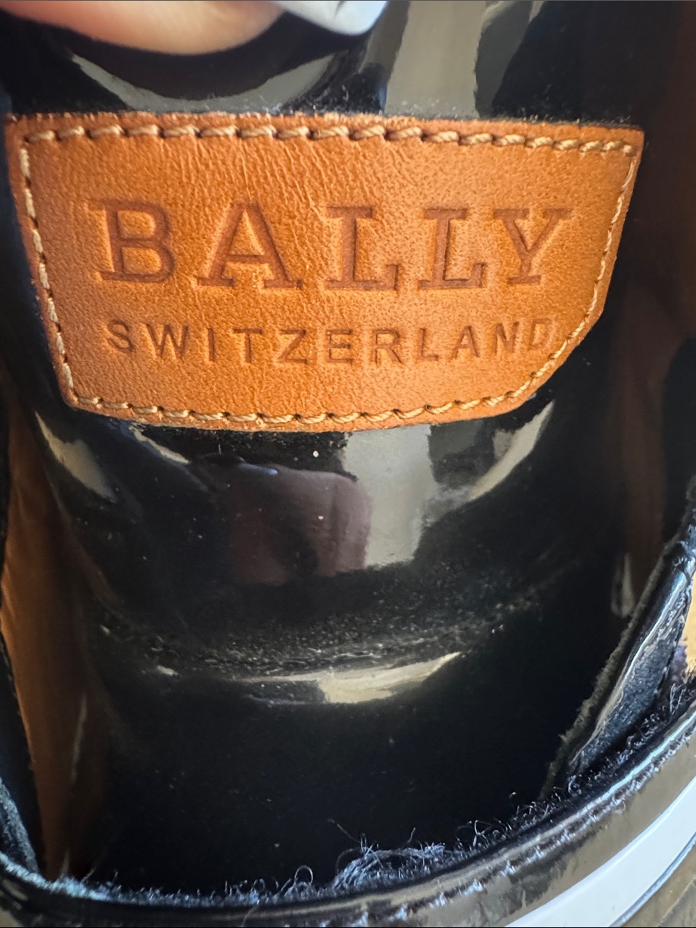 Bally Herick/500 - Picture 3 of 10